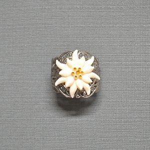 white edelweiss tie ring