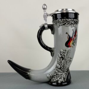eagle horn stein w/lid 1/2 liter