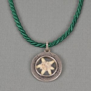 edelweiss rope necklace