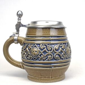 decorative round stein 1/2 liter