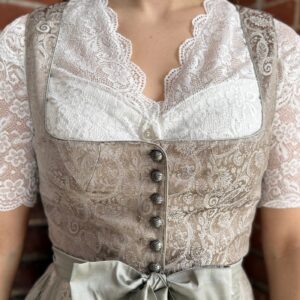 traditional german dirndls sidonia dirndl