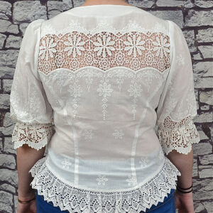 floral lace cut out blouse sizes 4 & 20 only