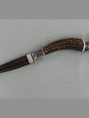 9 84 lion knife