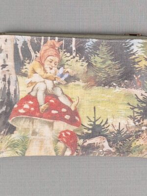 wristlet gnome purse