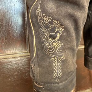 oskar bundhosen embroidery