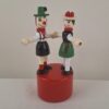 t199 dancing couple push puppet