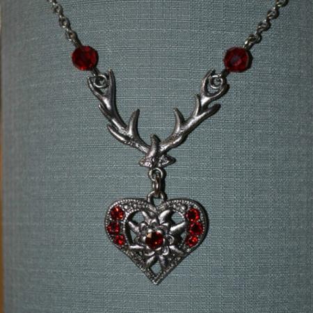 edelweiss heart antler necklace