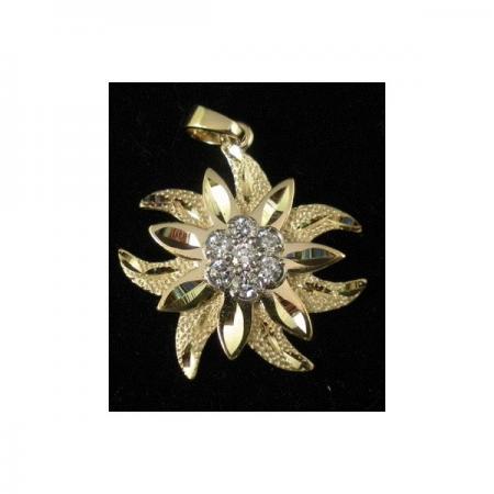 Gold edelweiss diamond pendant