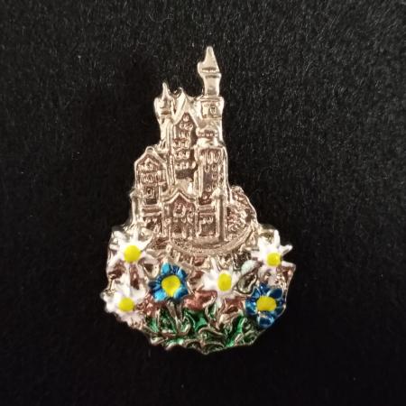 castle hat pin